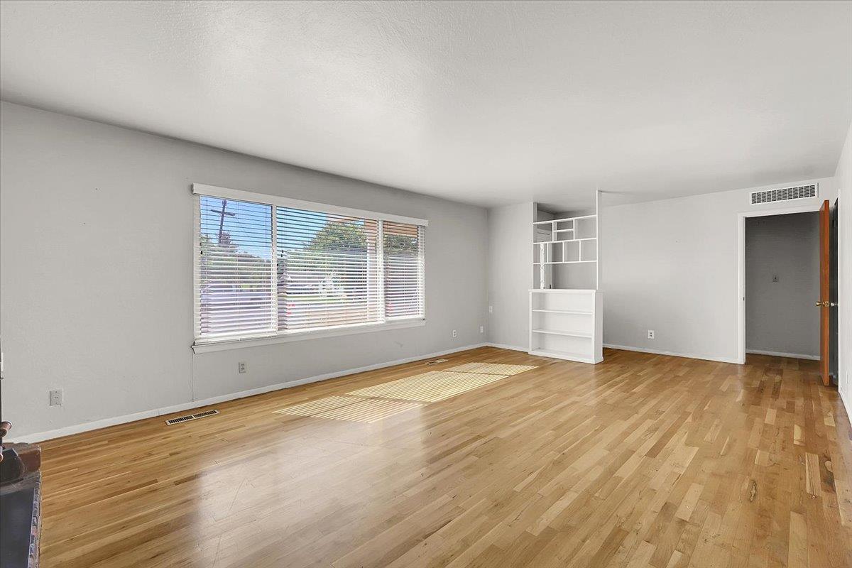 609 MAIN