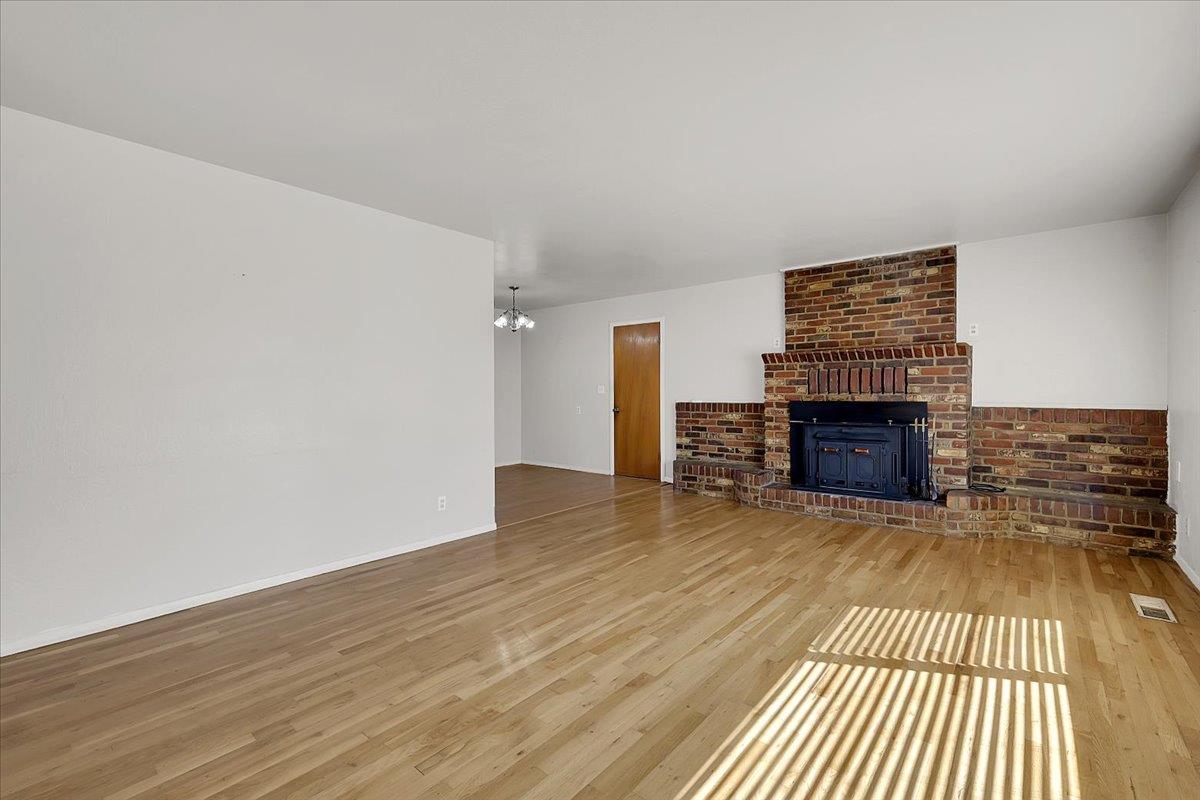 609 MAIN