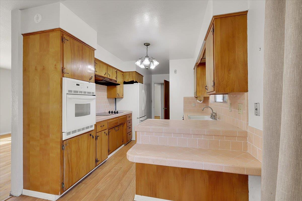 609 MAIN