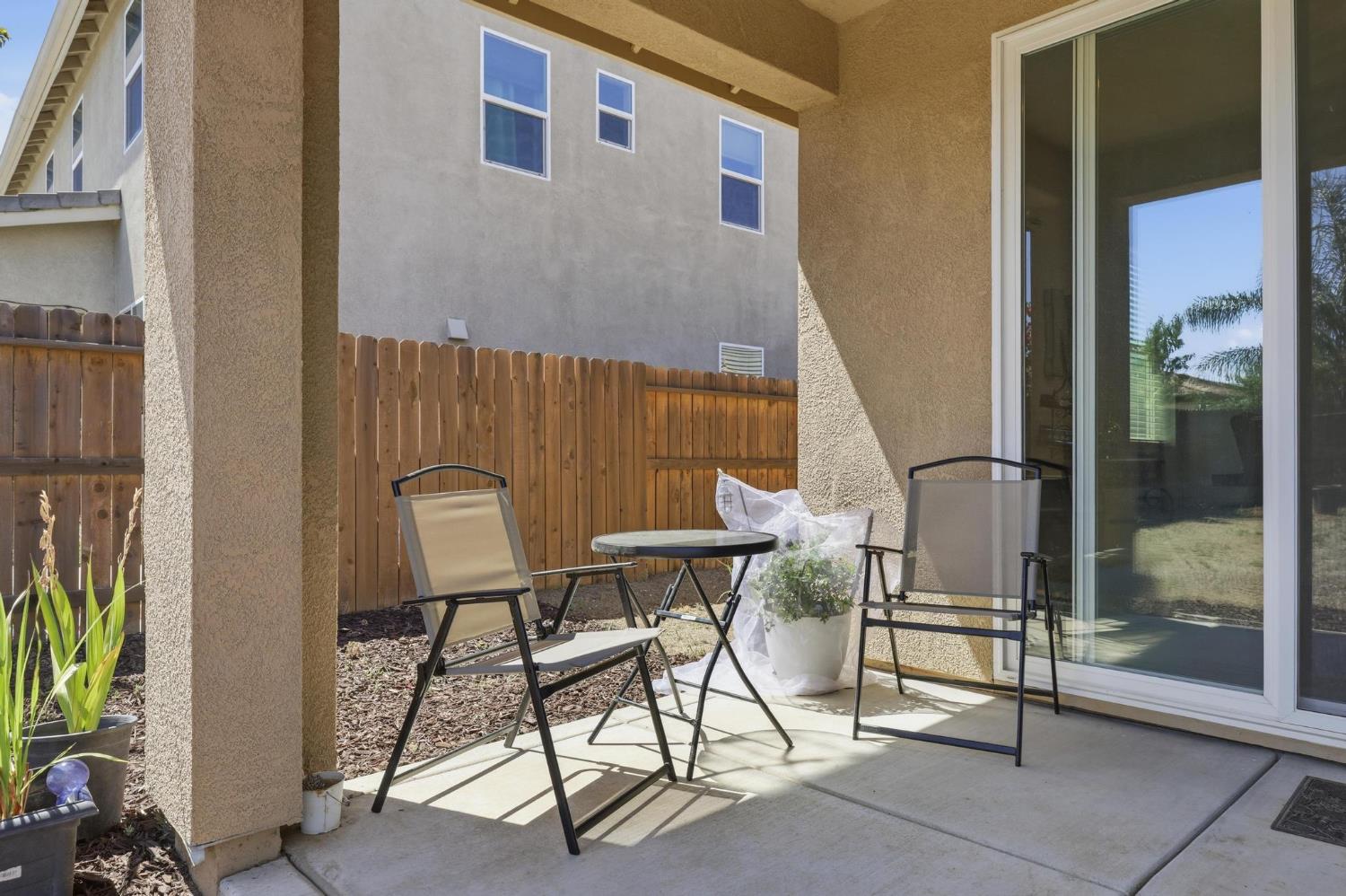 1070 Hacienda Drive