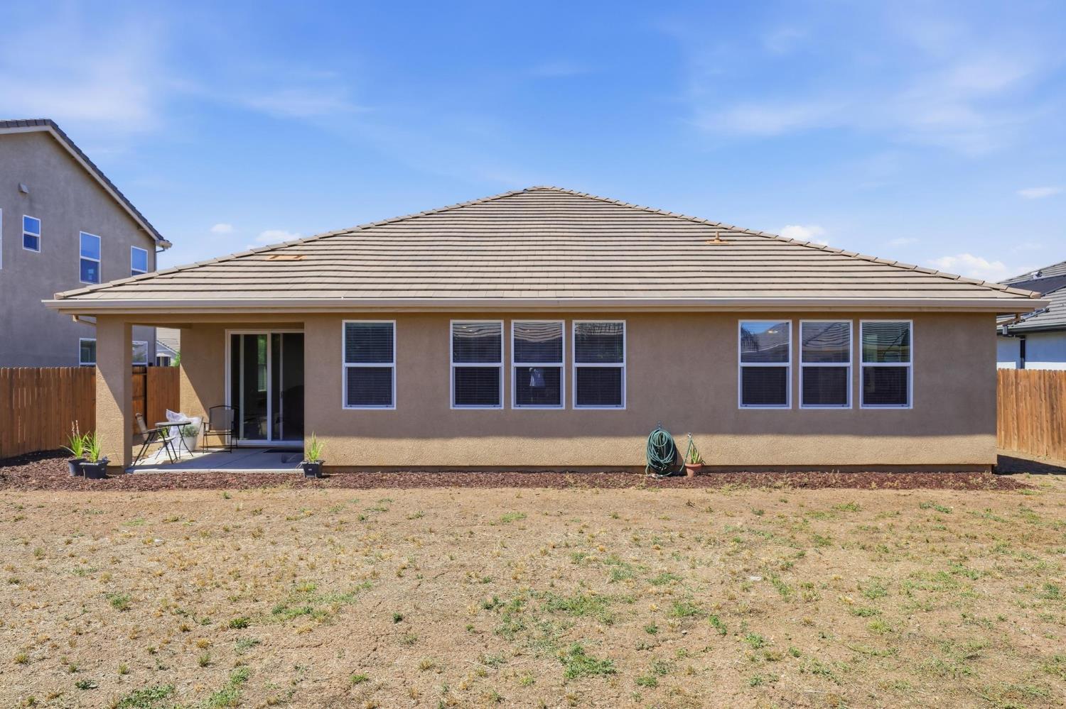 1070 Hacienda Drive