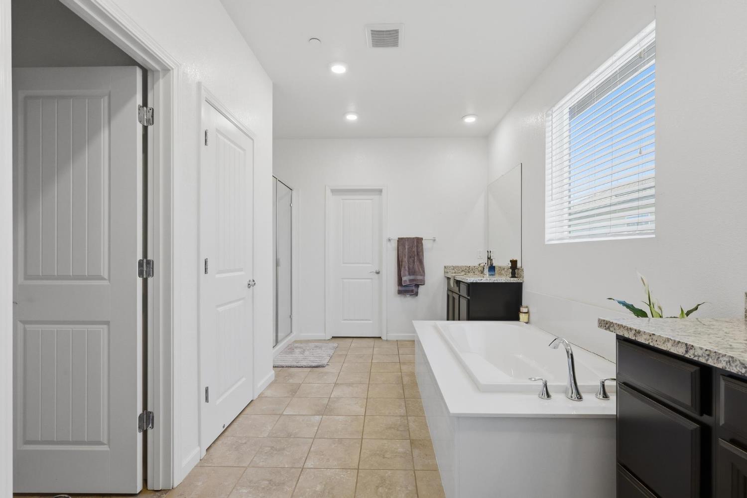 1070 Hacienda Drive