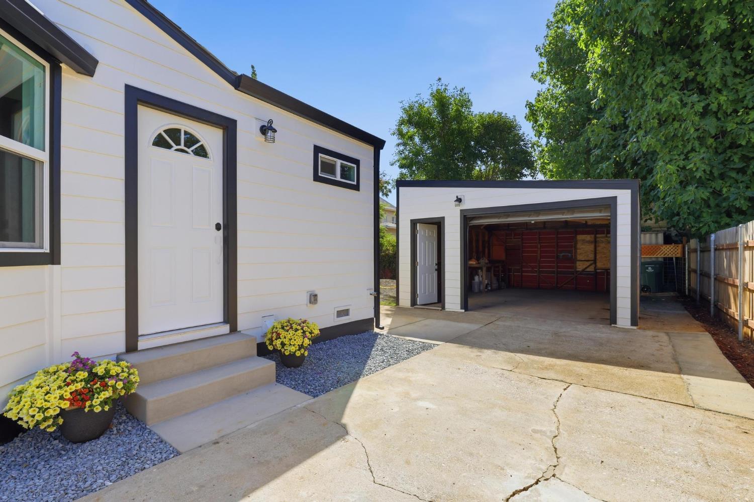 508 3rd Street