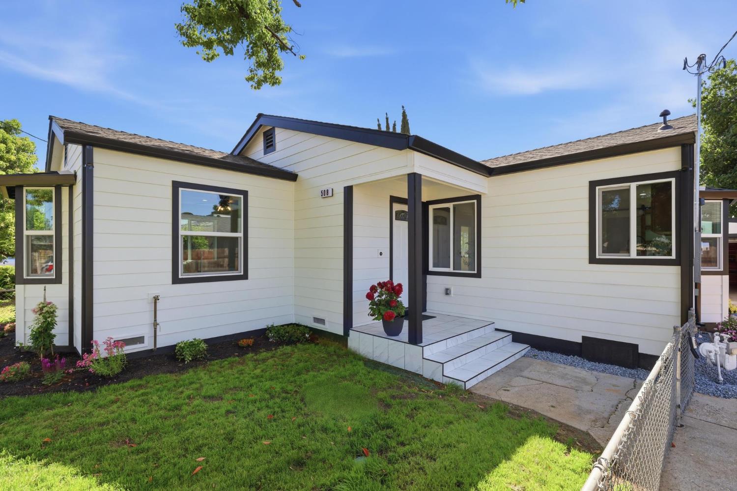 508 3rd Street