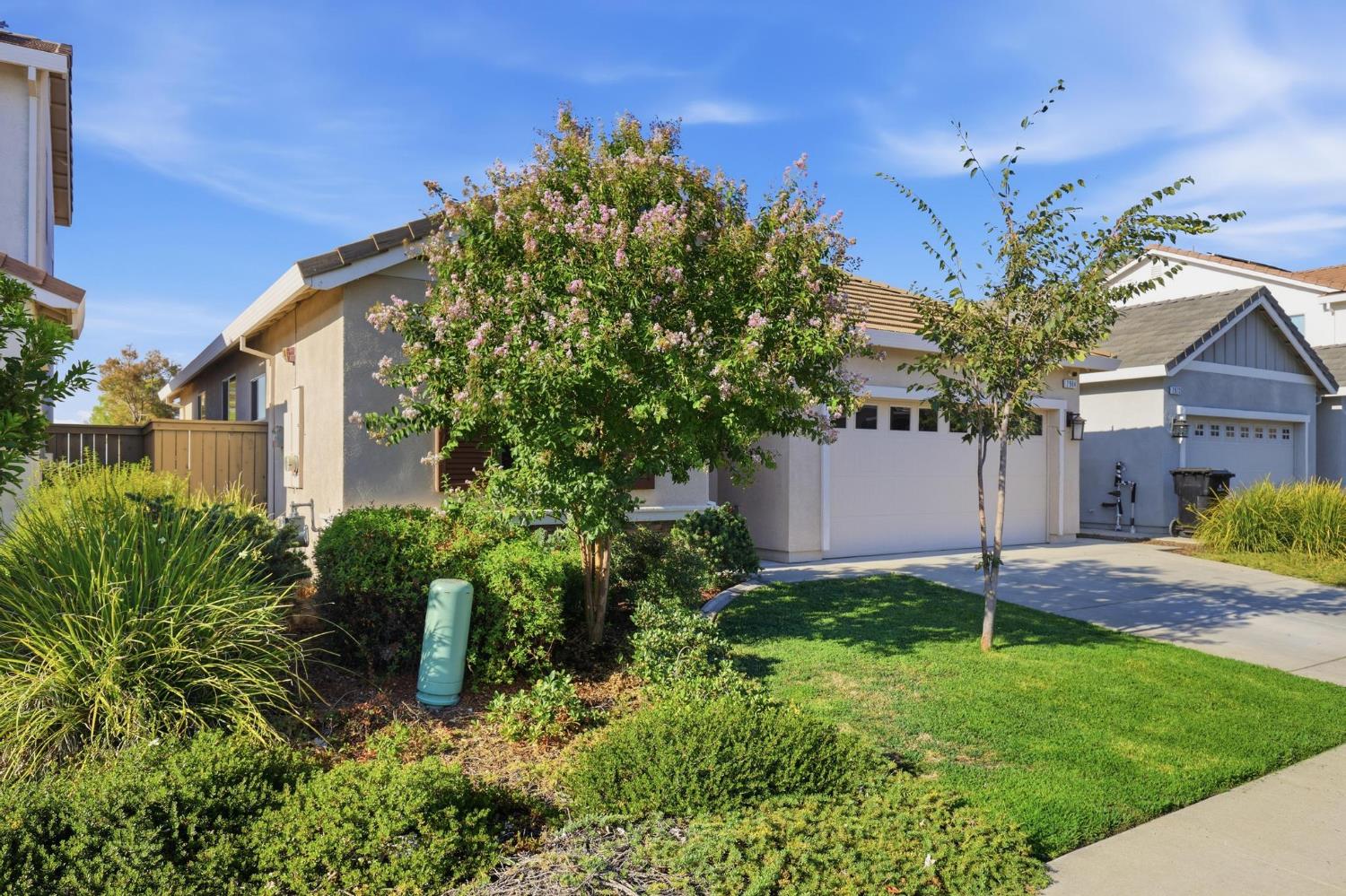 2984 Le Bourget Lane
