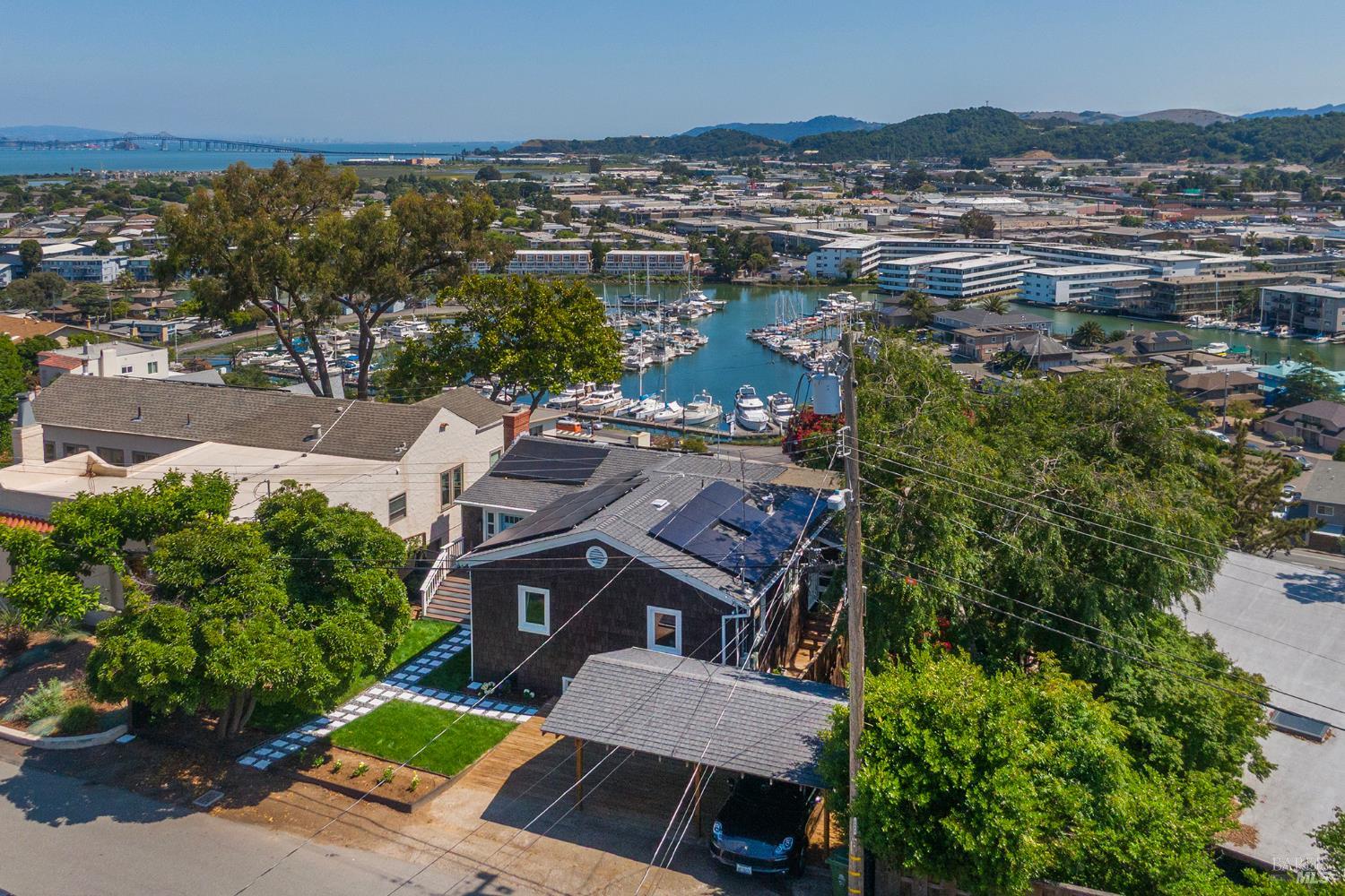 32 Alta Vista Way