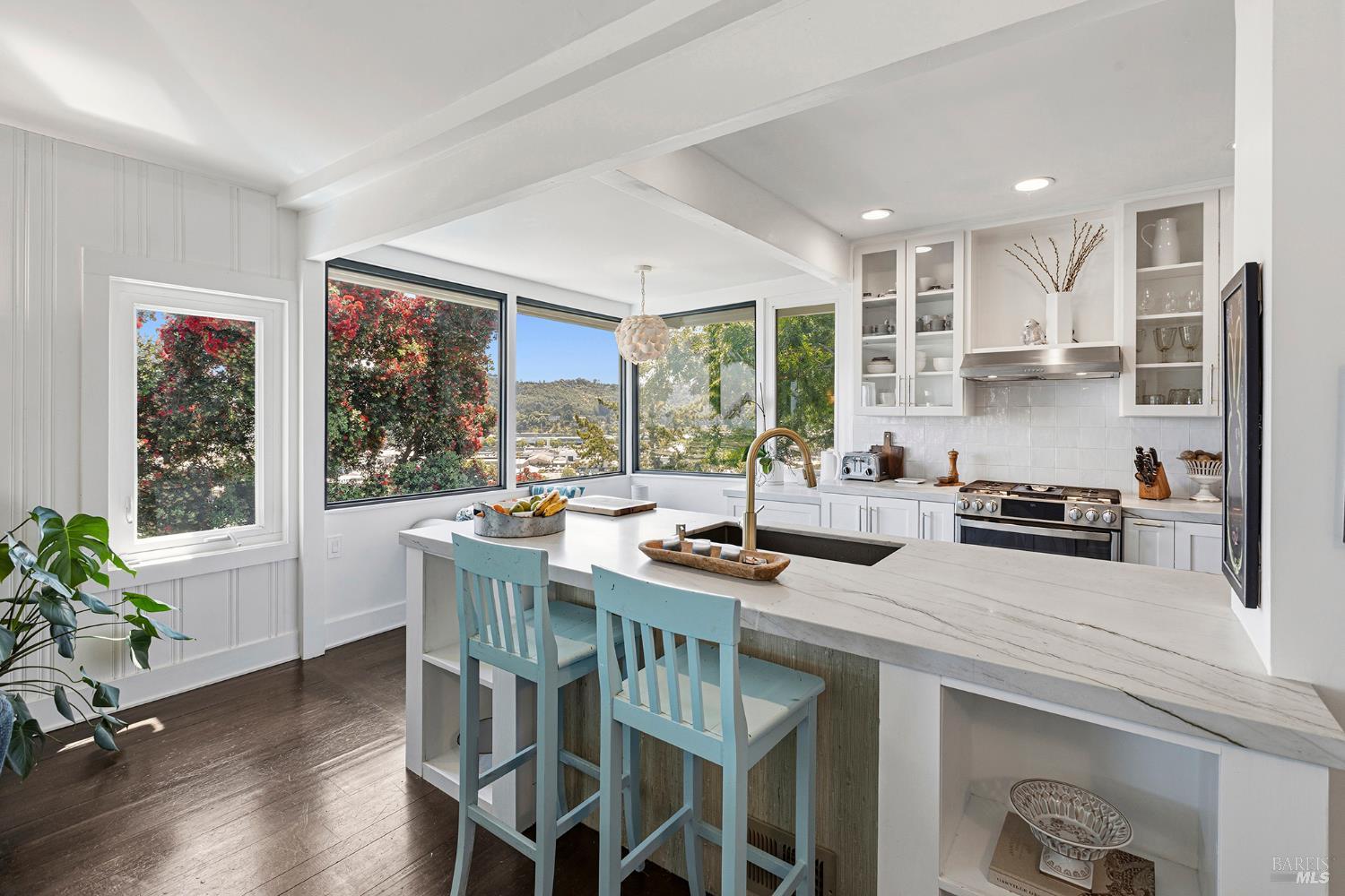 32 Alta Vista Way