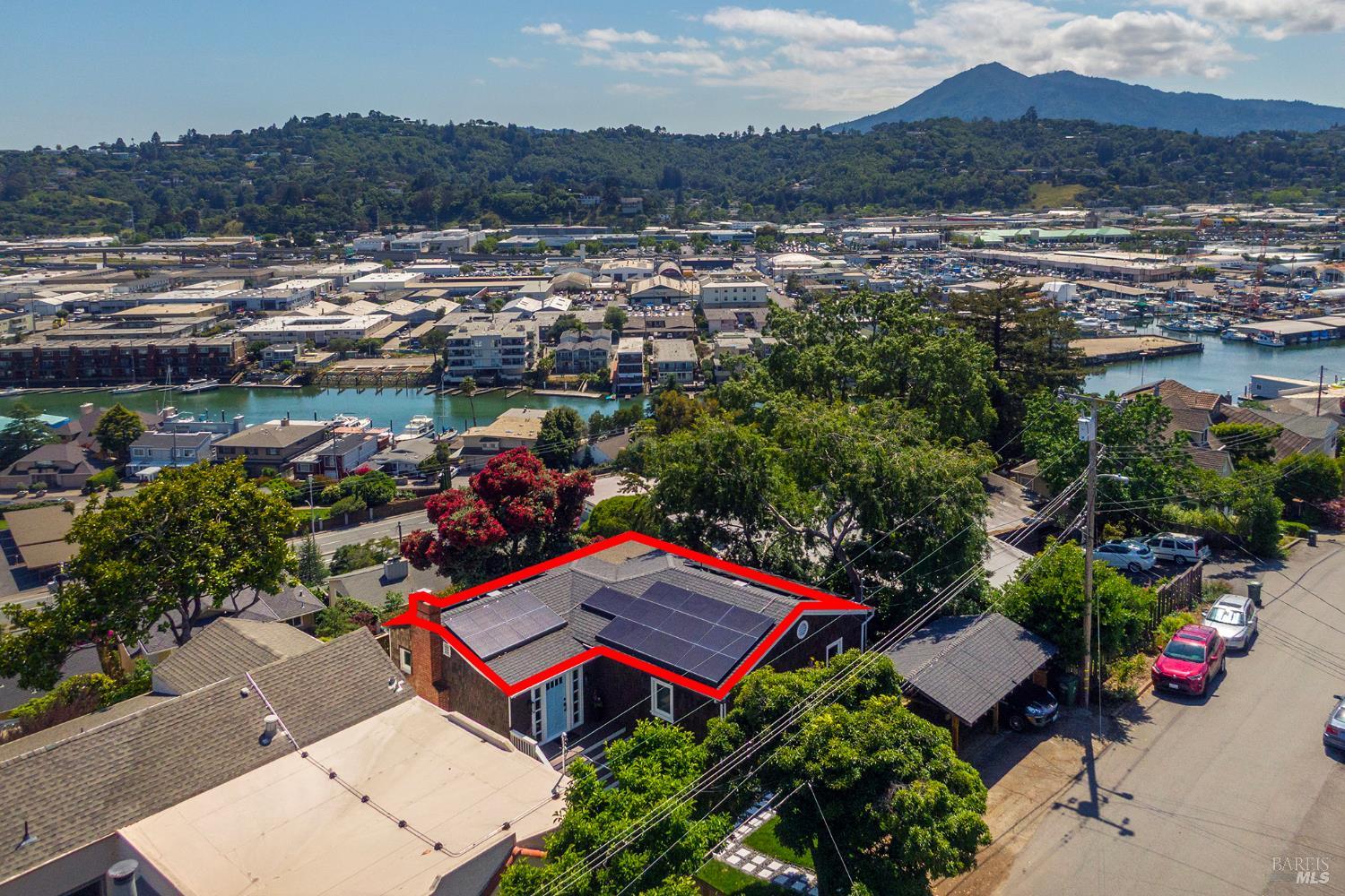 32 Alta Vista Way