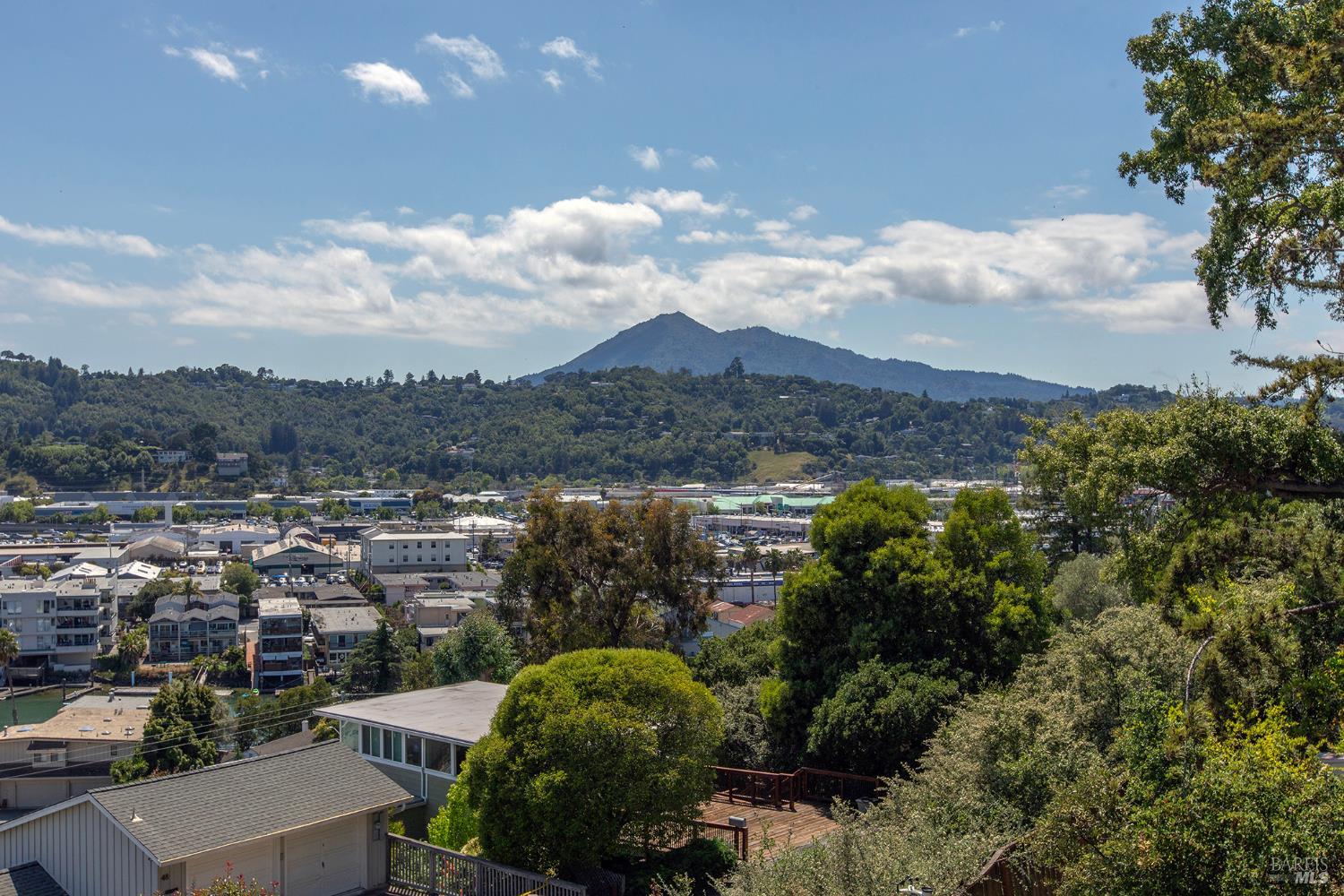 32 Alta Vista Way