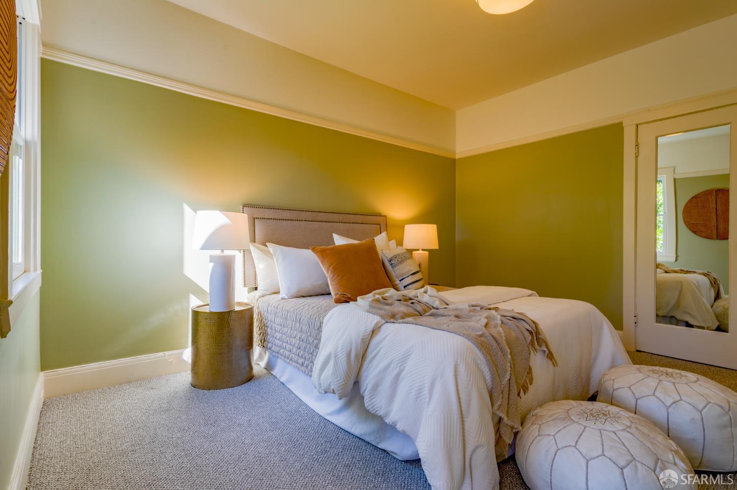 2067 Hayes Street Unit: Top