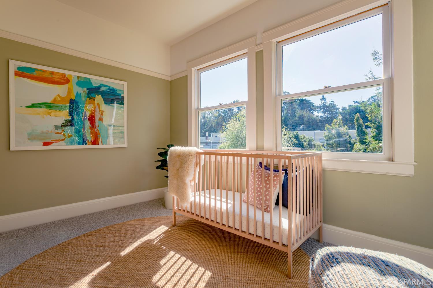 2067 Hayes Street Unit: Top