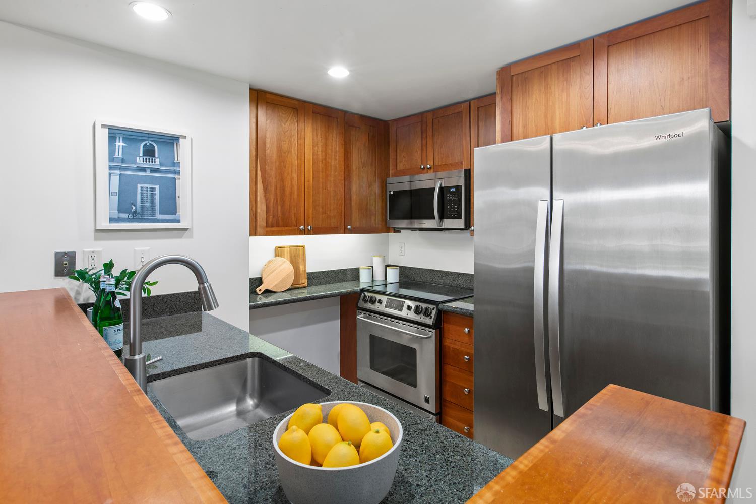1800 Washington Street # 717