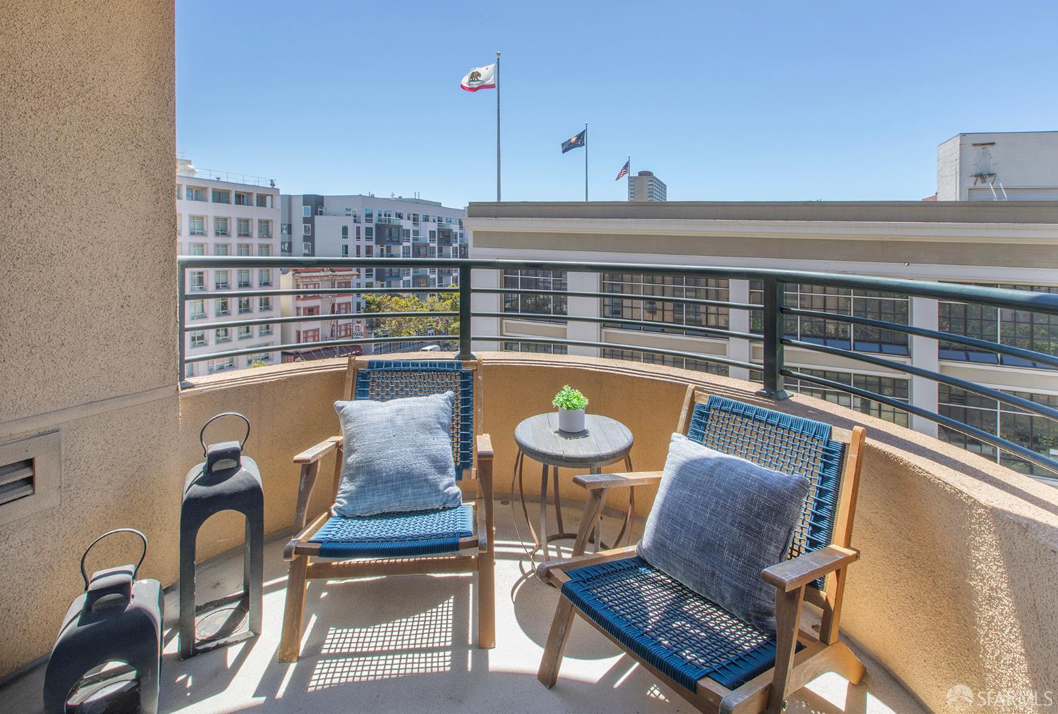 1800 Washington Street # 717