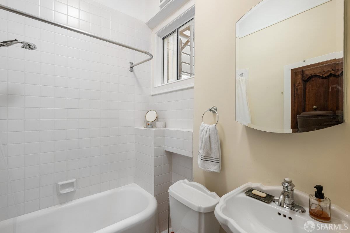 2735 Clay Street # 1