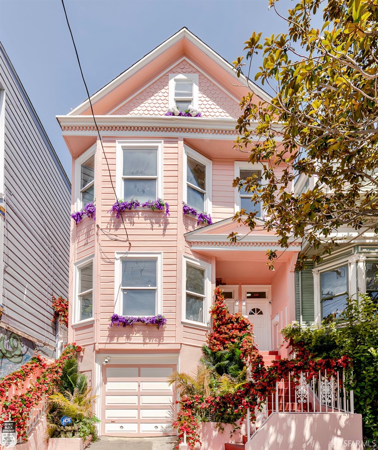 4320-4322 18th Street