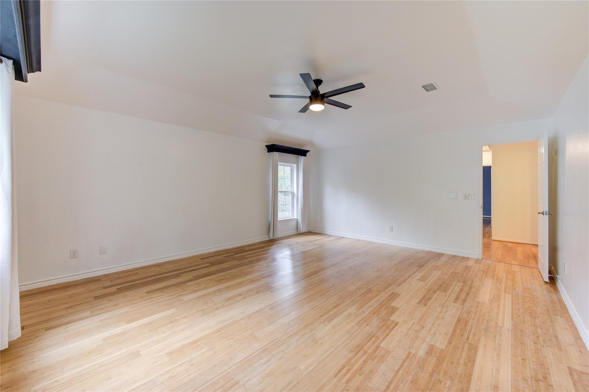 11 Thorn Berry Place