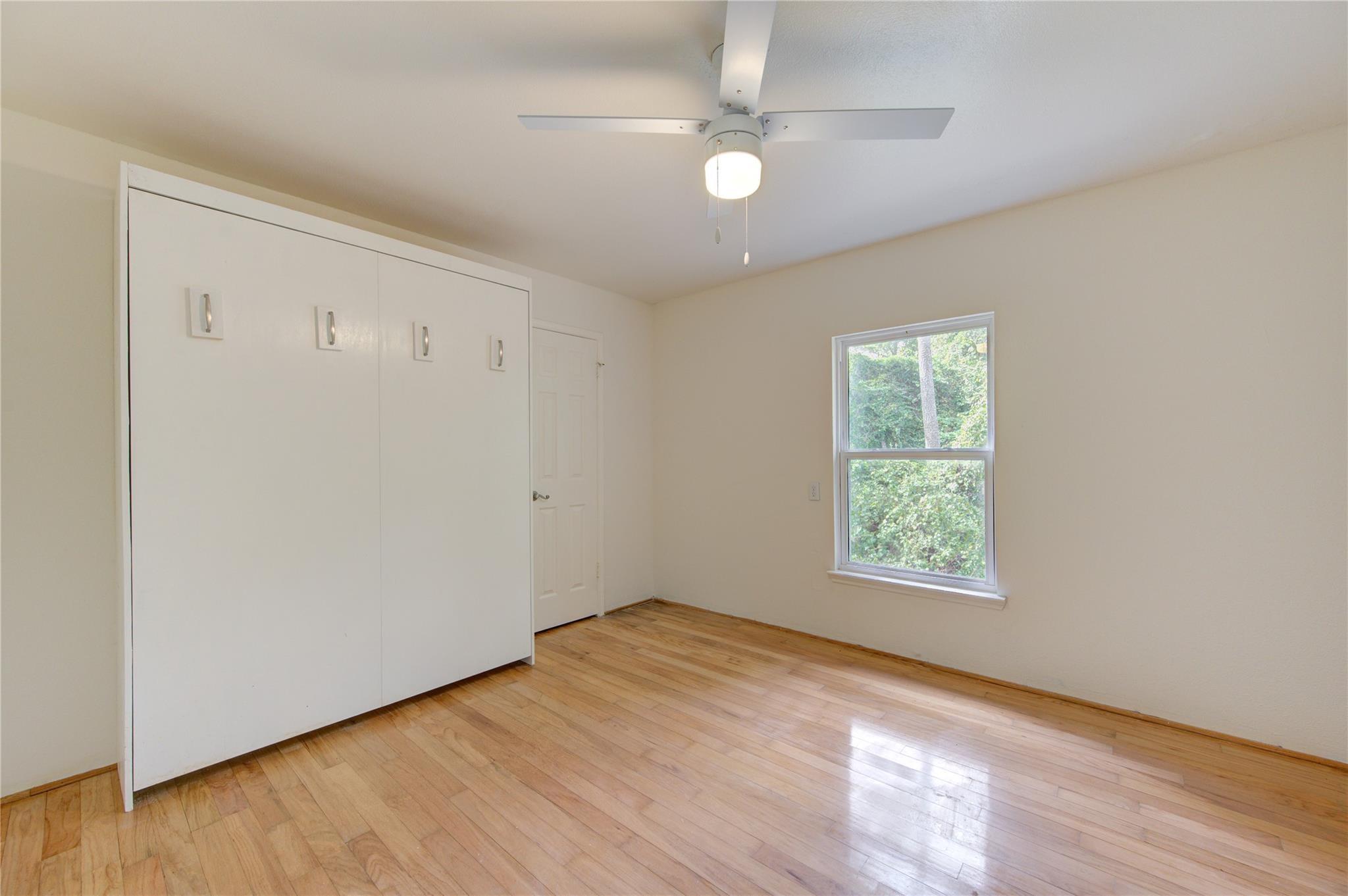 11 Thorn Berry Place