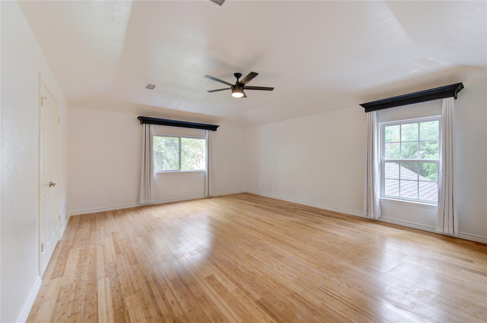 11 Thorn Berry Place