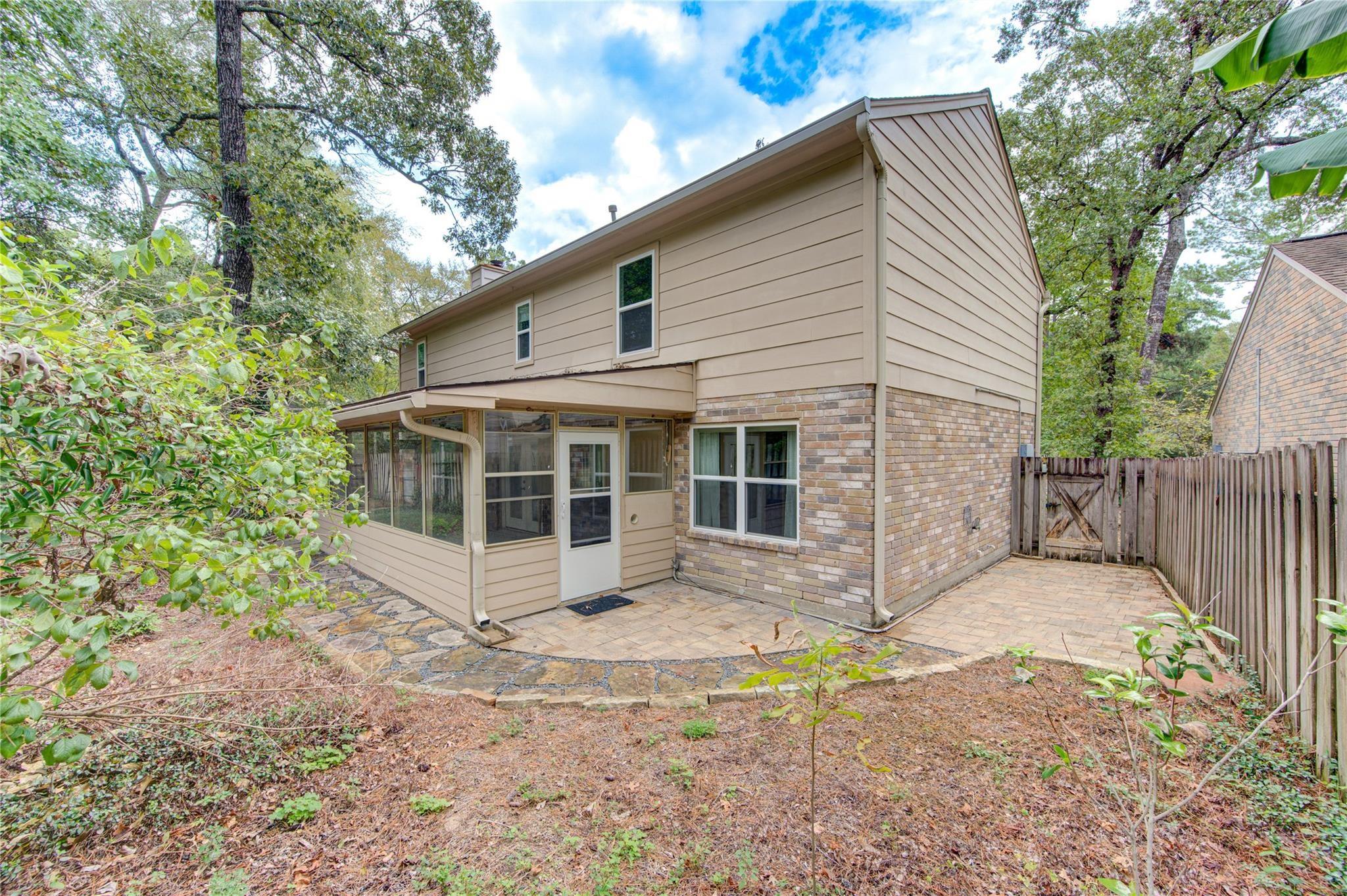 11 Thorn Berry Place