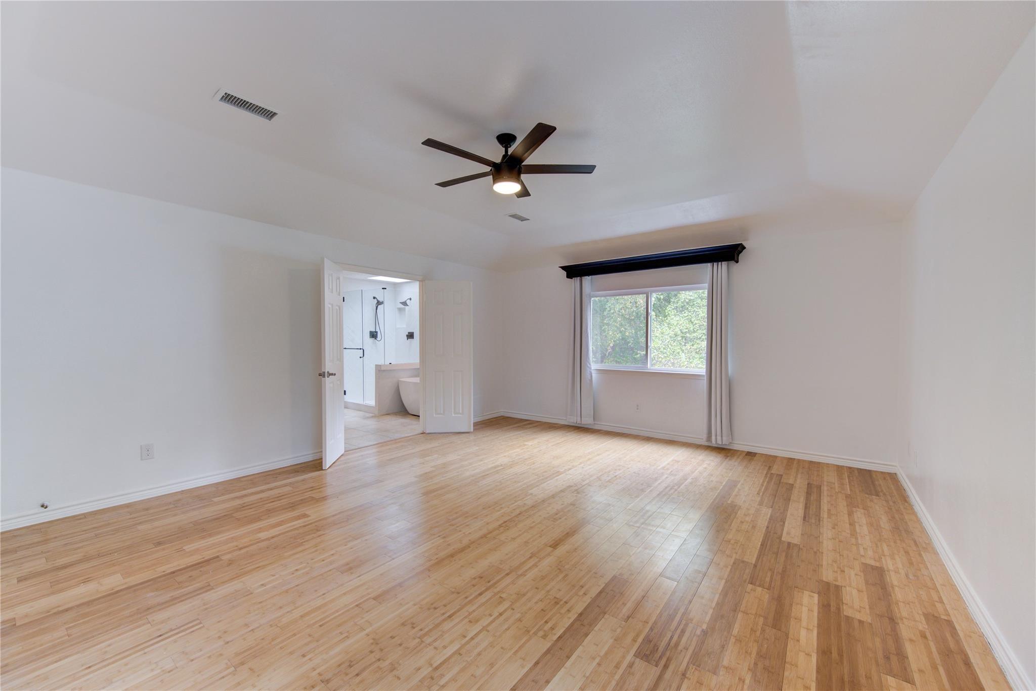 11 Thorn Berry Place