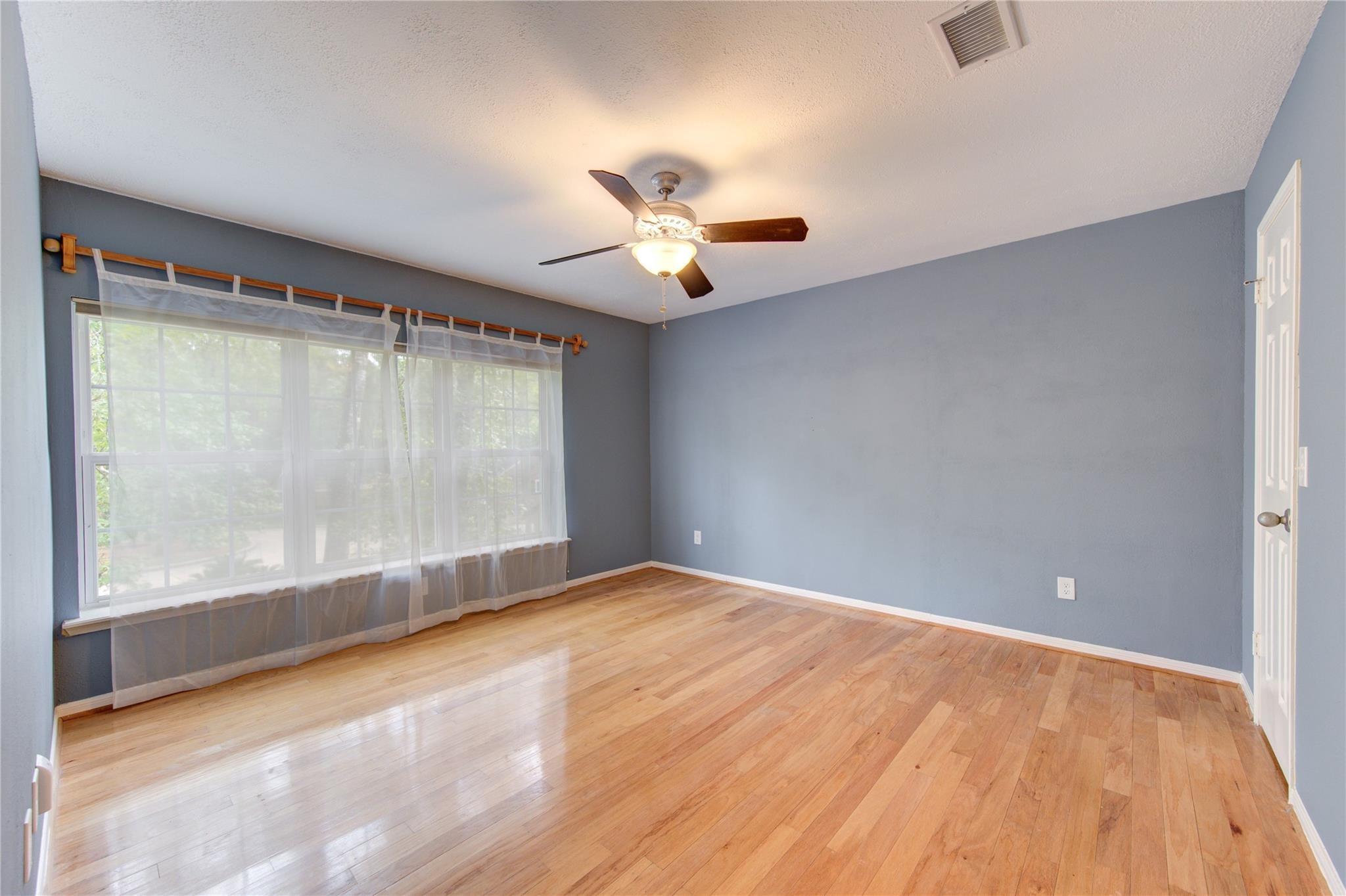 11 Thorn Berry Place