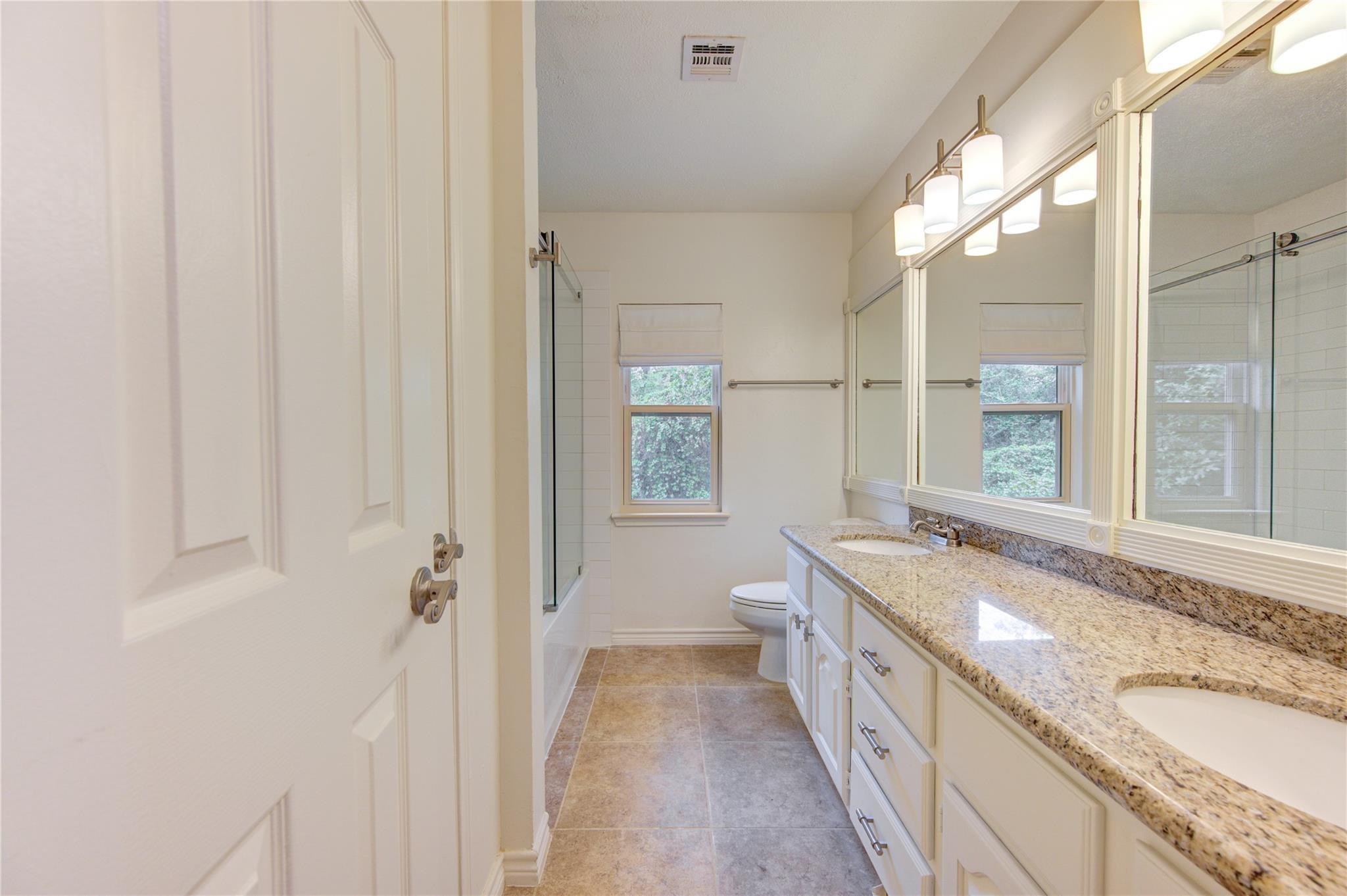 11 Thorn Berry Place
