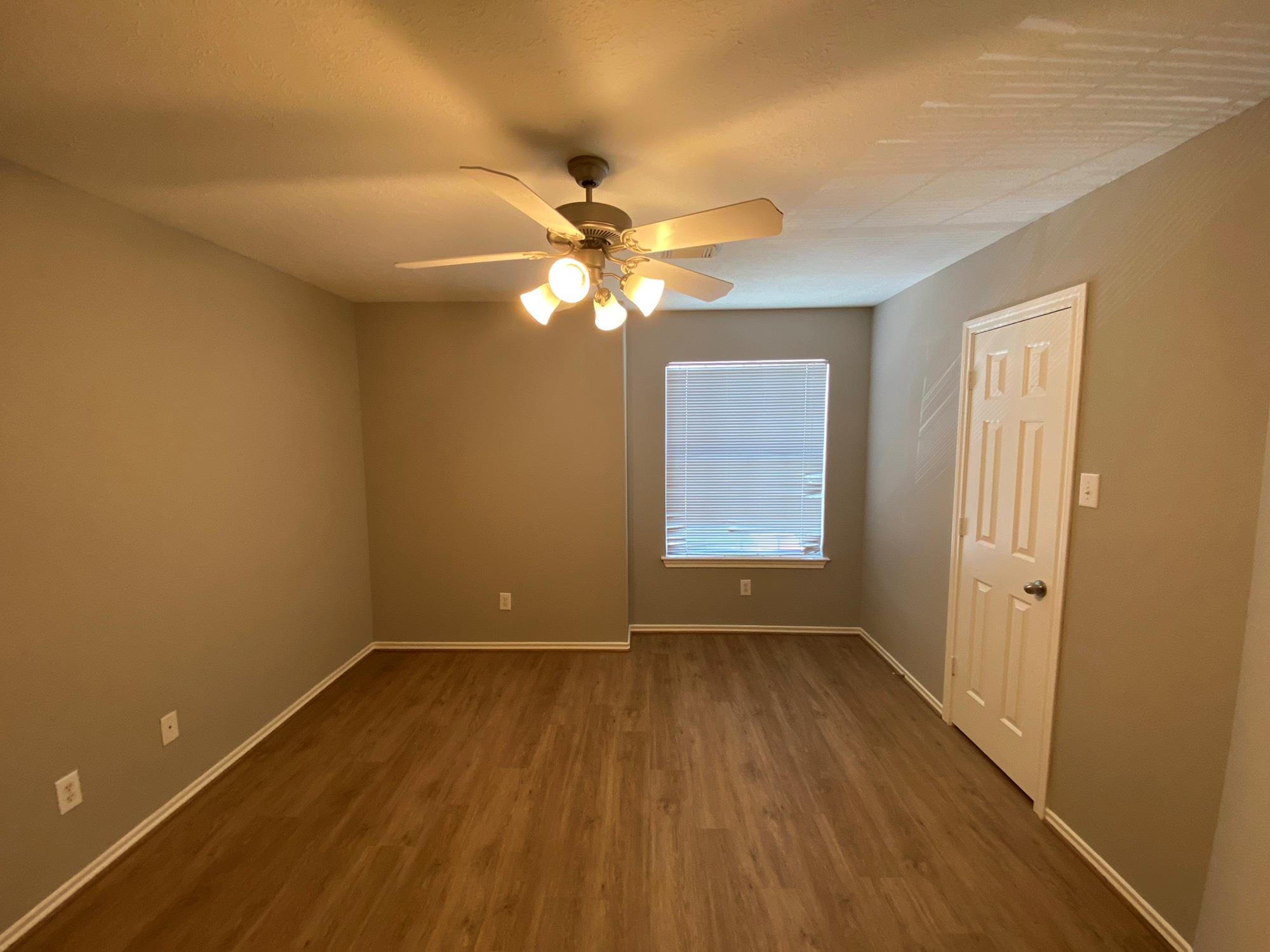 17234 Oakwood Chase Drive