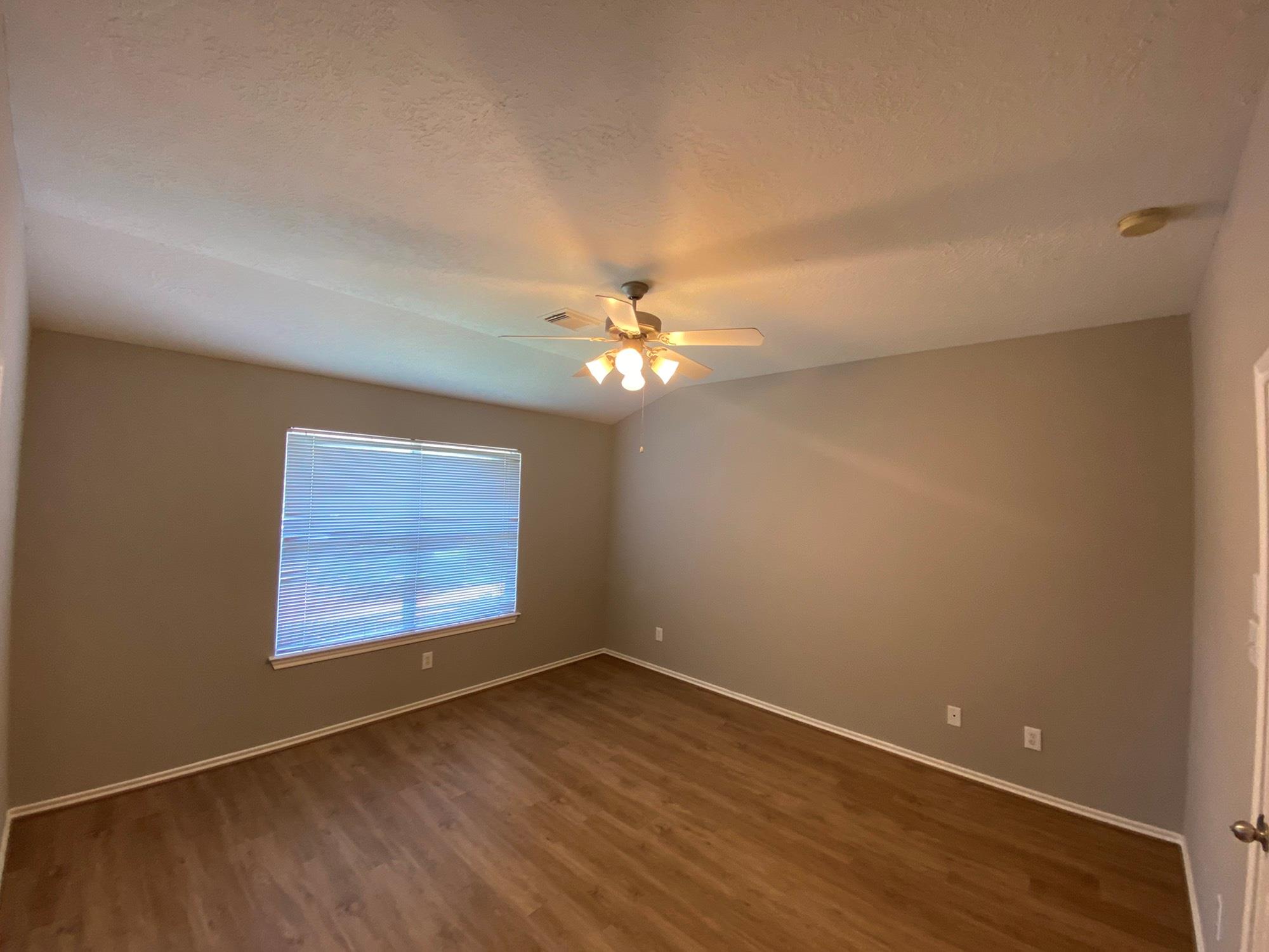 17234 Oakwood Chase Drive