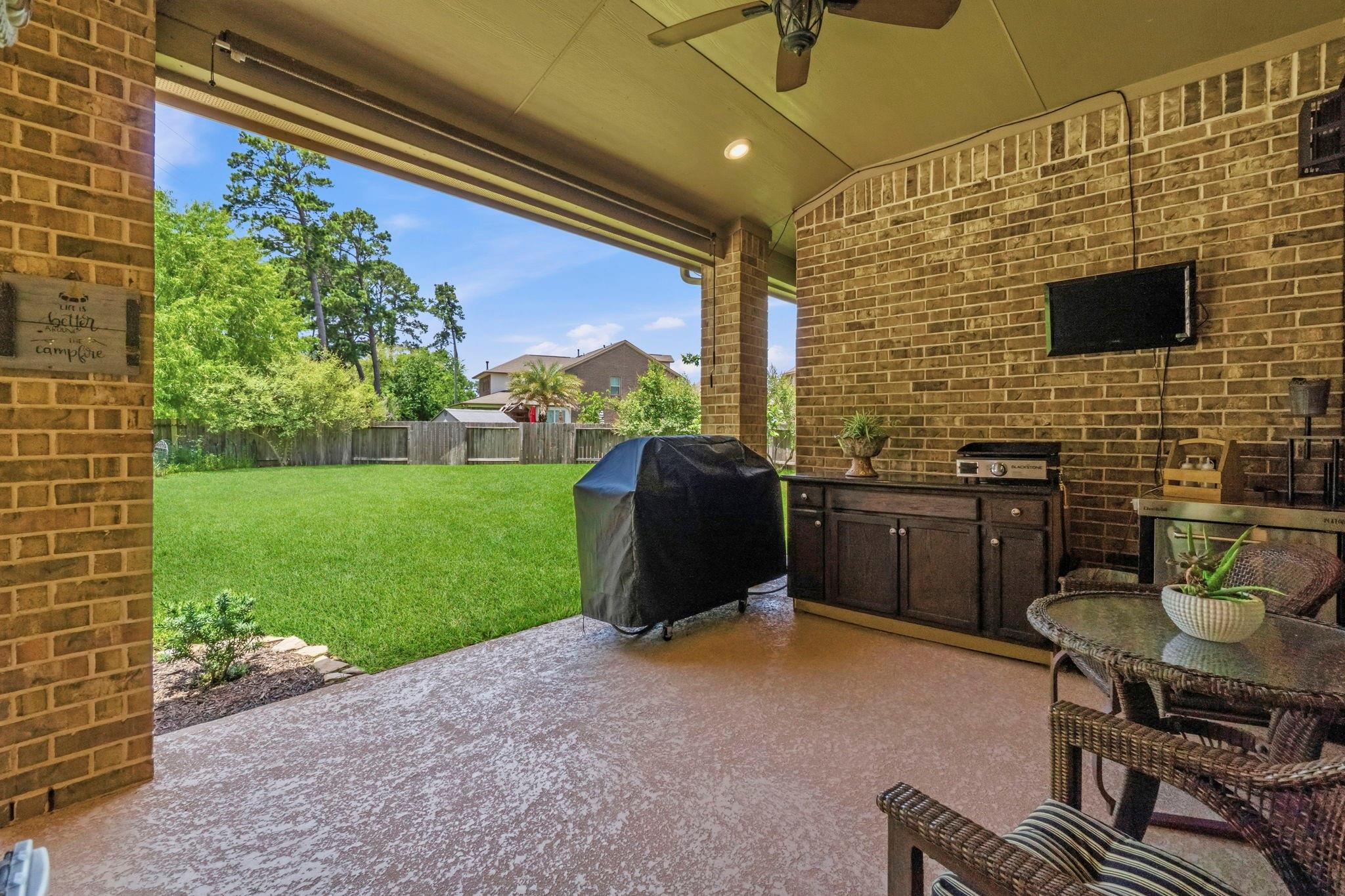 22343 Whitecourt Drive