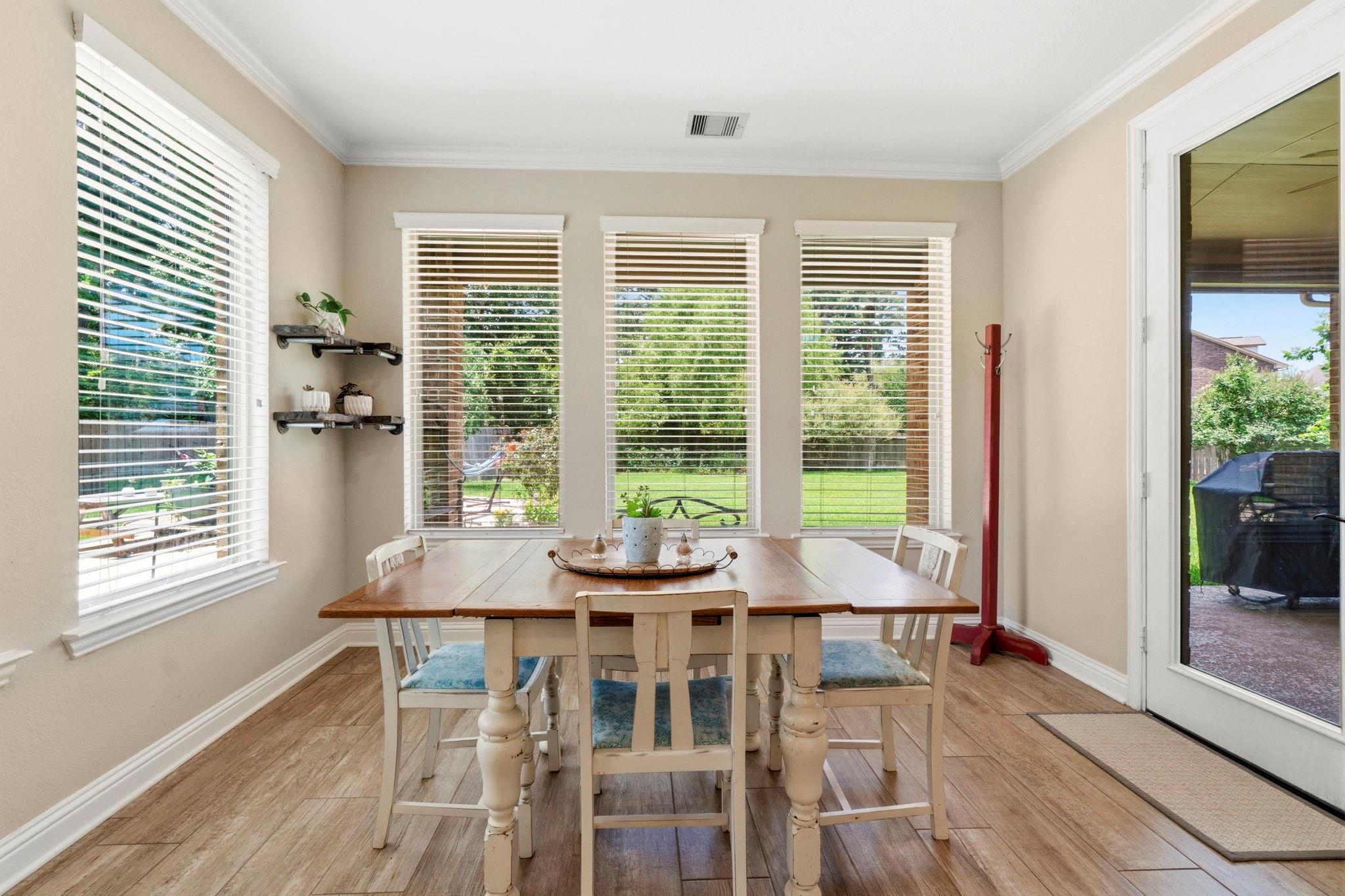 22343 Whitecourt Drive