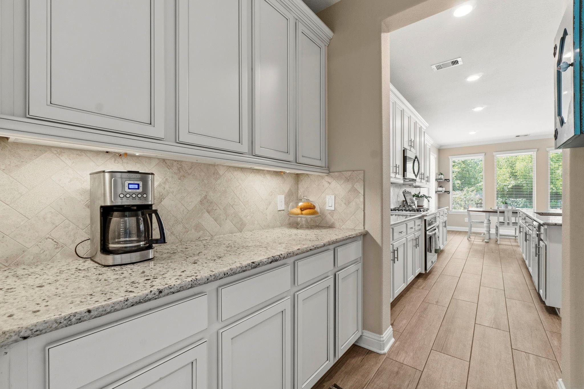 22343 Whitecourt Drive