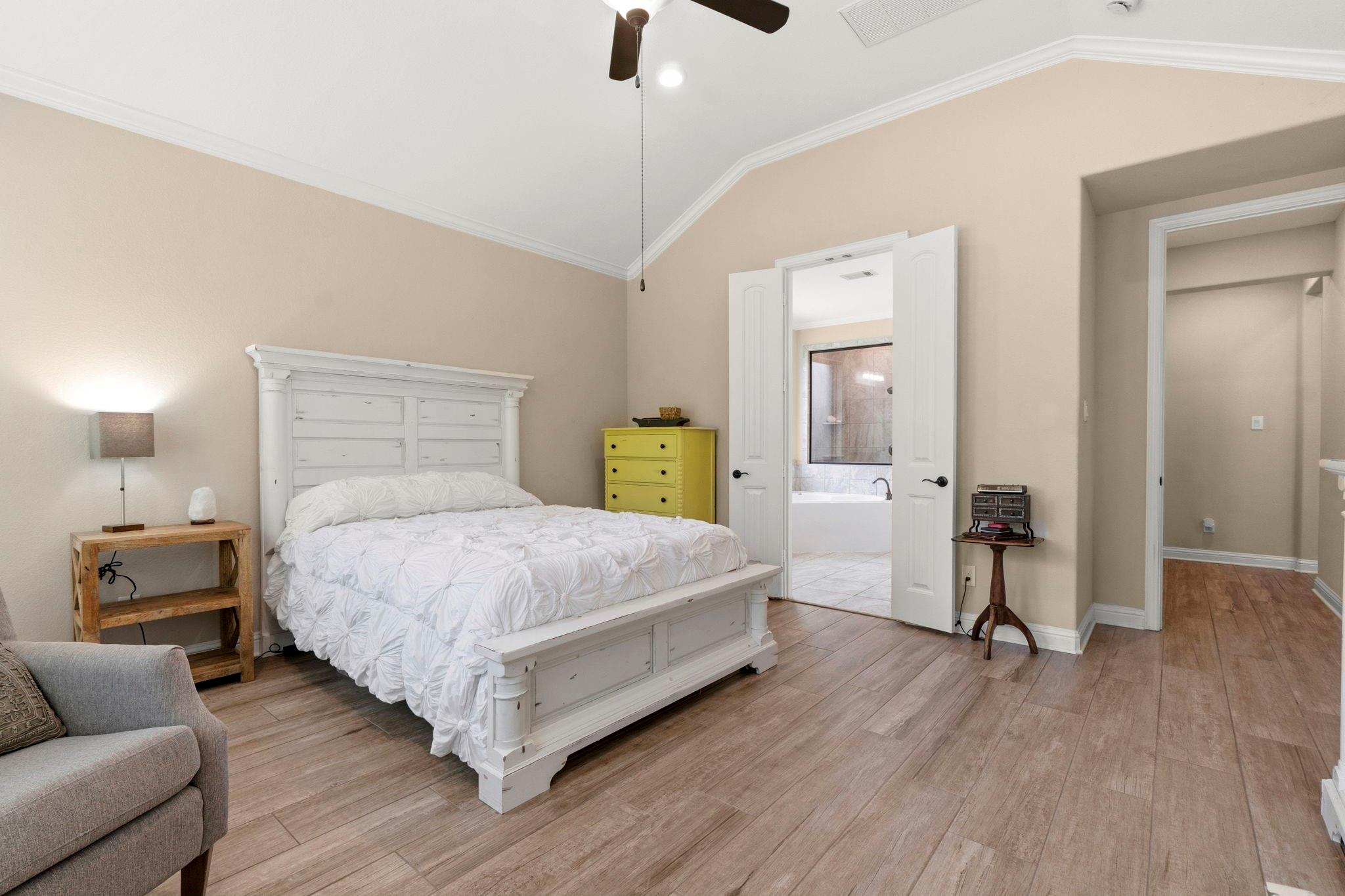 22343 Whitecourt Drive