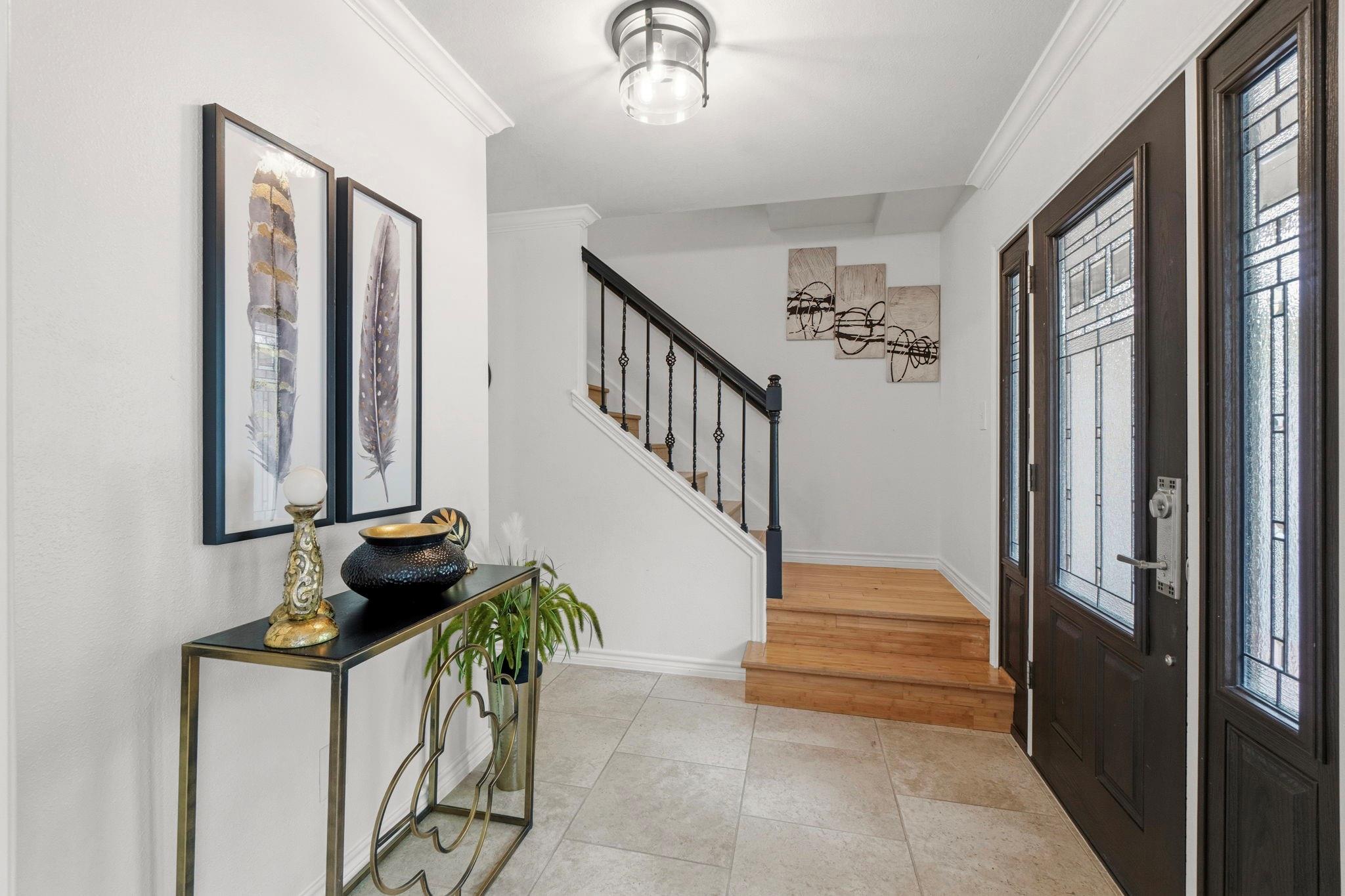 11 Thorn Berry Place