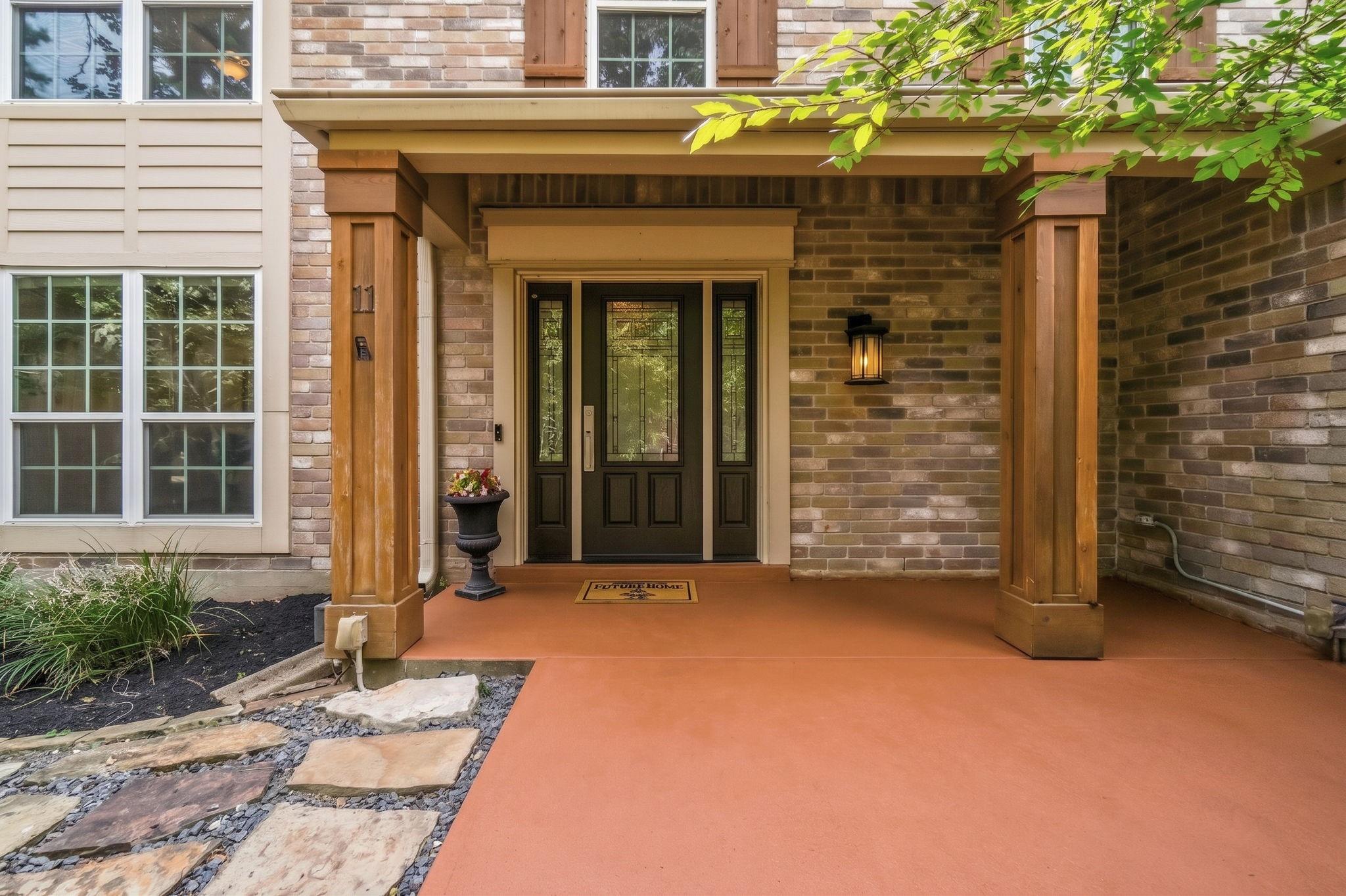 11 Thorn Berry Place