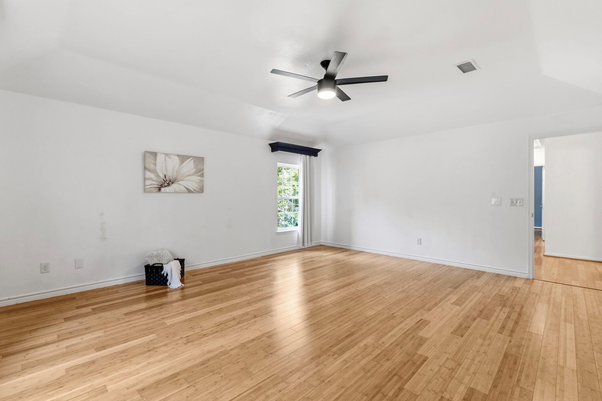 11 Thorn Berry Place