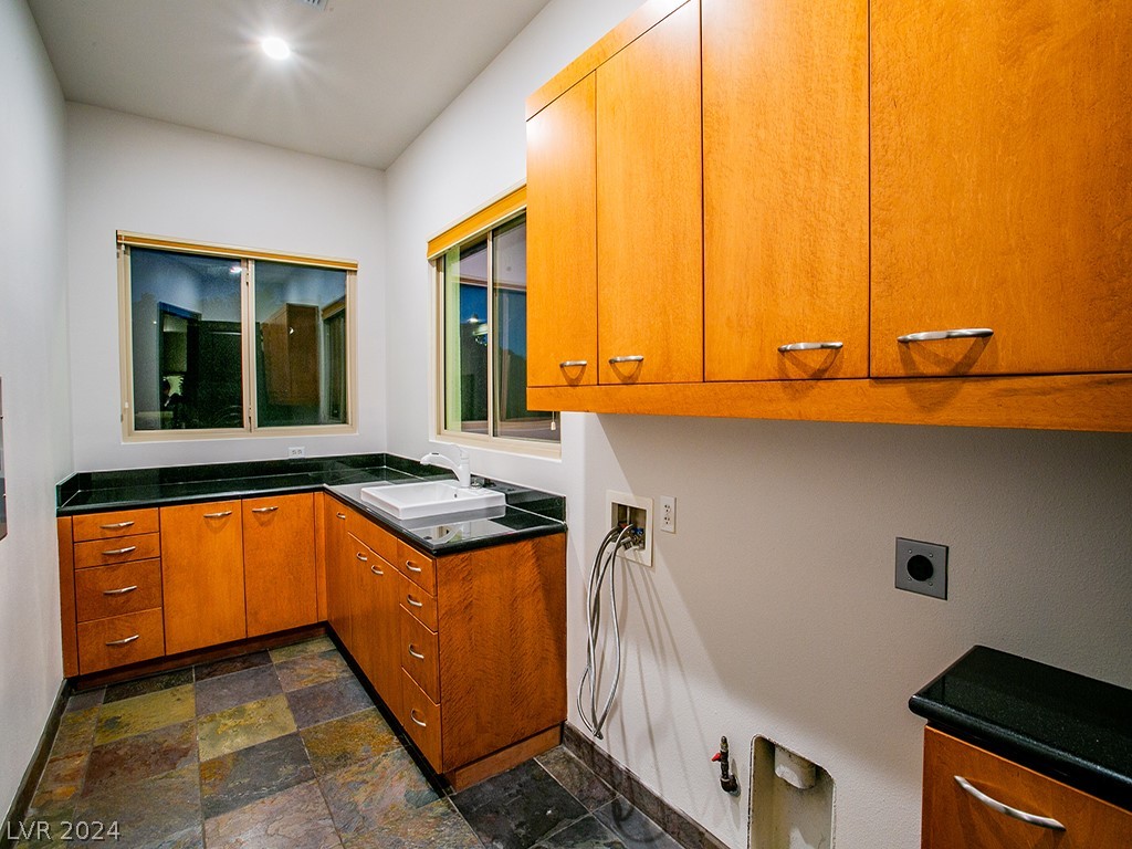 6 Corral De Tierra Place