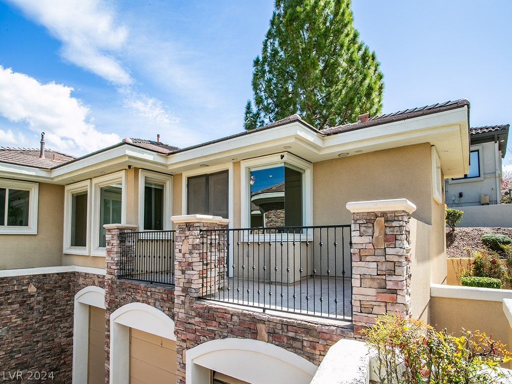 6 Corral De Tierra Place