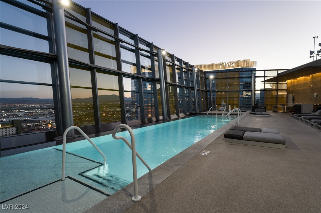 3726 South Las Vegas Boulevard 1212