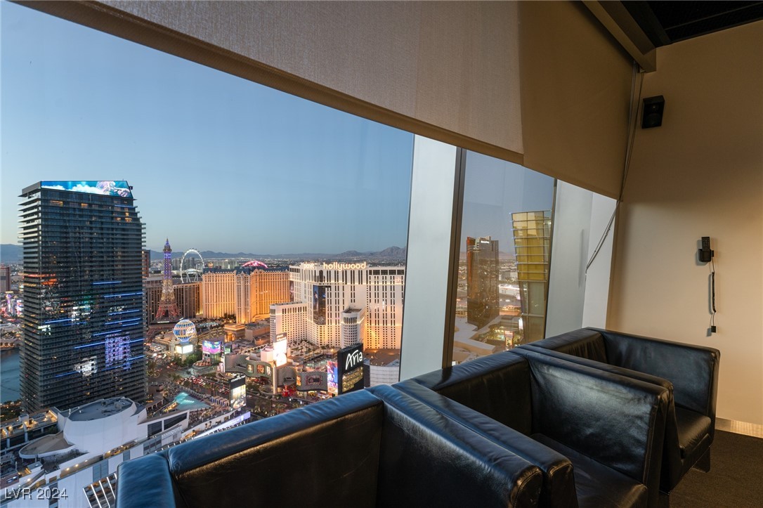 3726 South Las Vegas Boulevard 1212