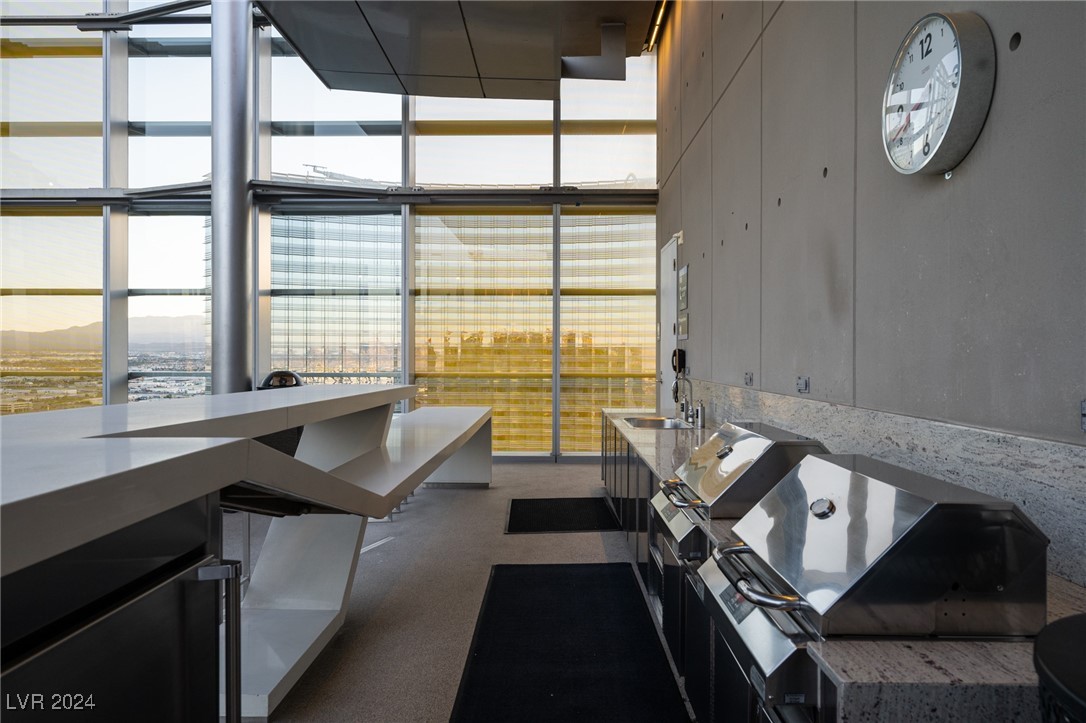 3726 South Las Vegas Boulevard 1212