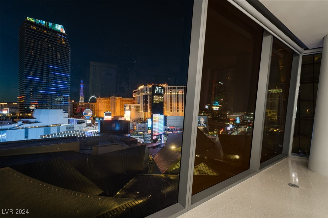 3726 South Las Vegas Boulevard 1212