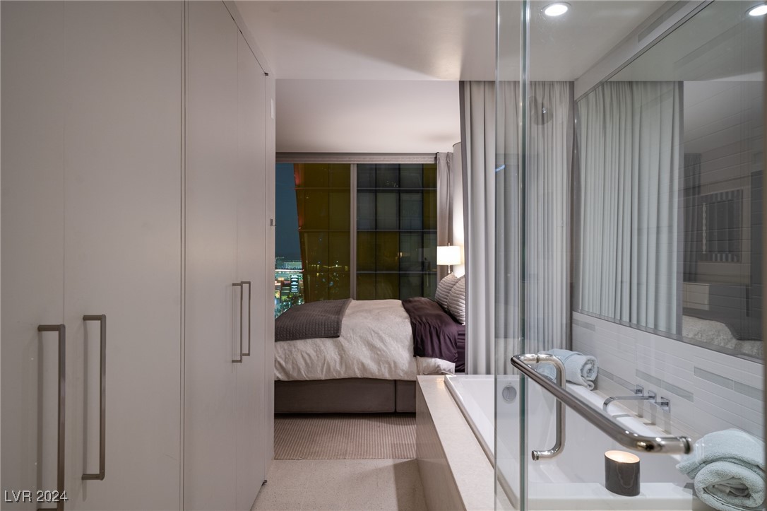 3726 South Las Vegas Boulevard 1212