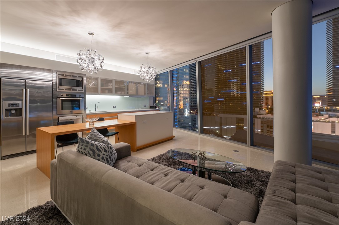 3726 South Las Vegas Boulevard 1212