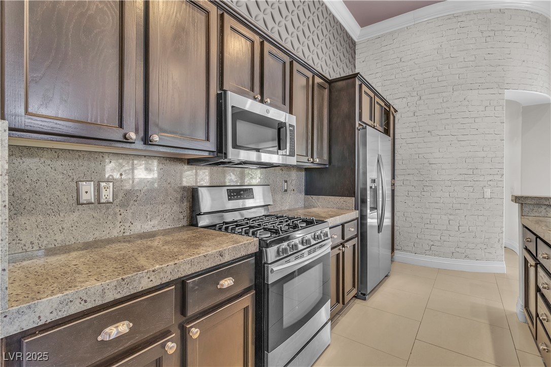 120 Emerald Dunes Circle