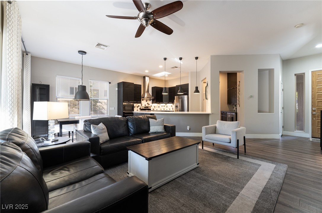 52 Fountainhead Circle