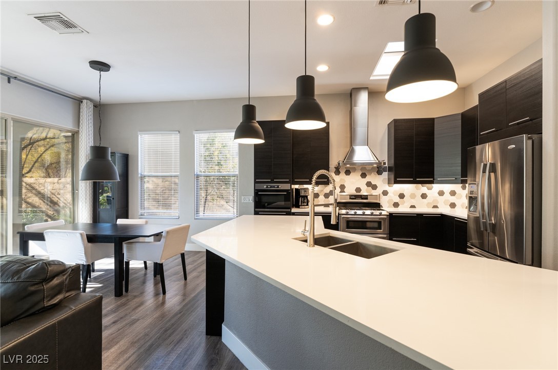 52 Fountainhead Circle