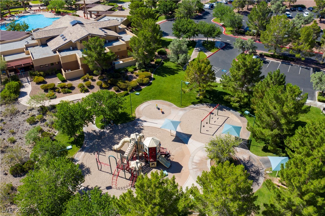 52 Fountainhead Circle