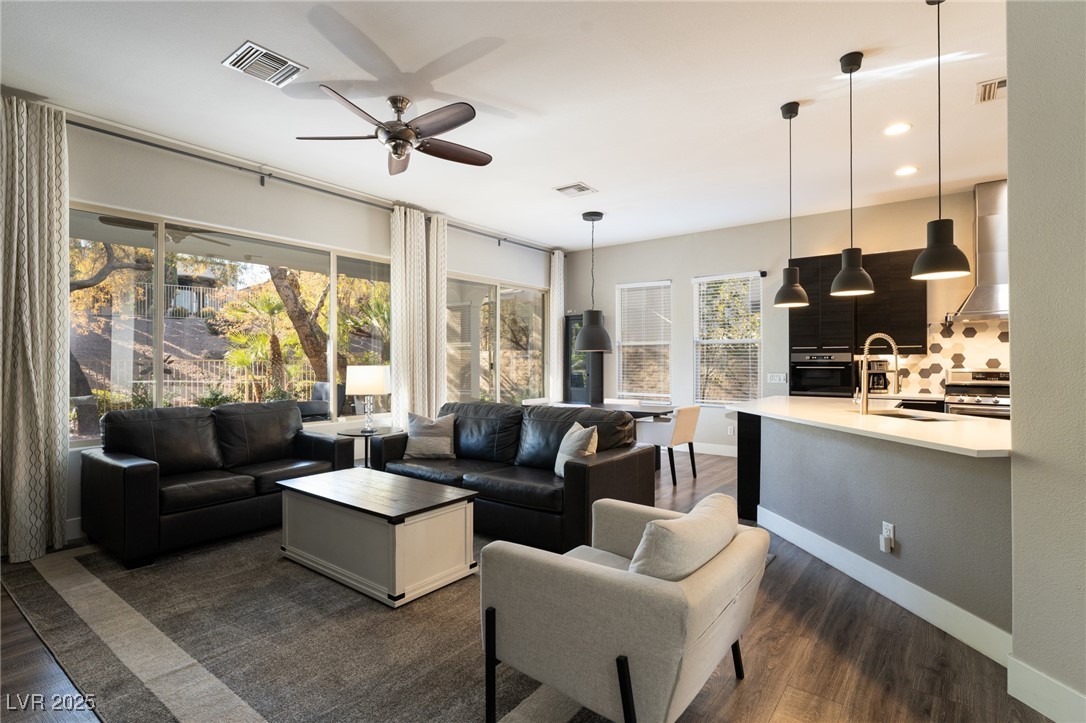 52 Fountainhead Circle