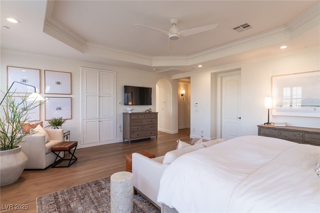 12 Bloomfield Hills Drive