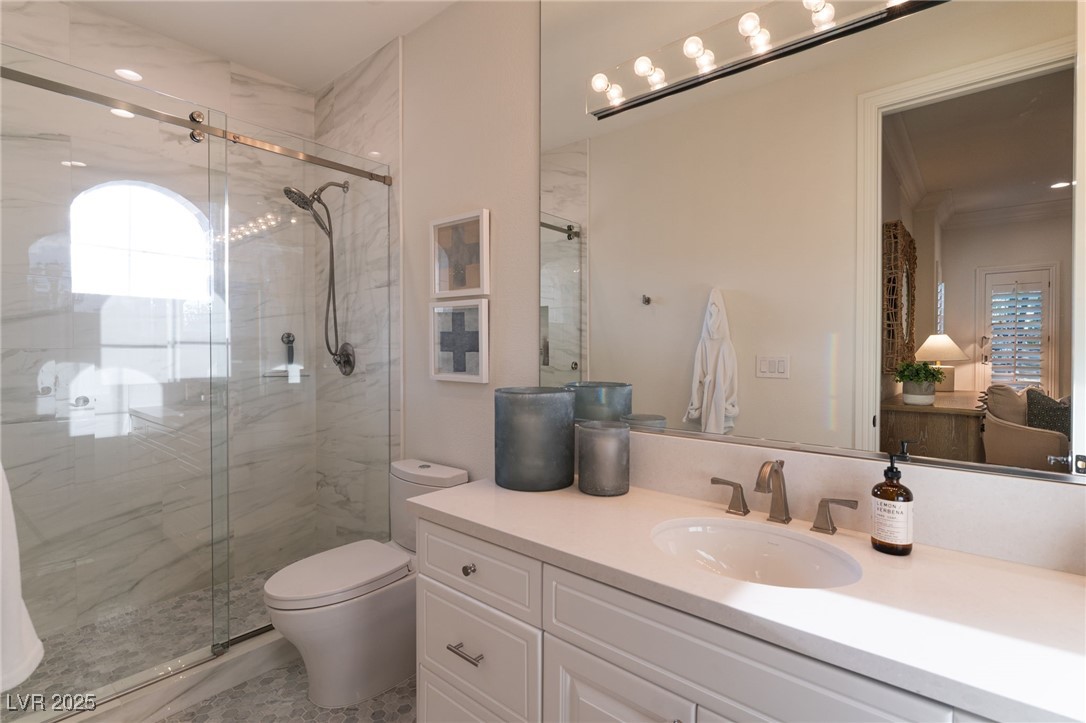 12 Bloomfield Hills Drive